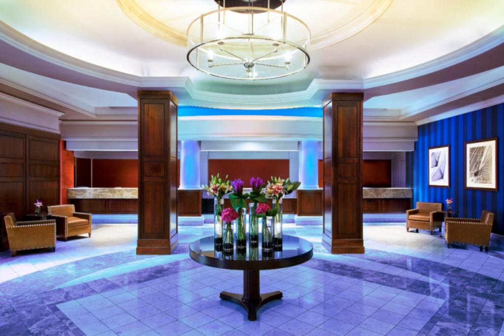 Radisson Hotel Baltimore Downtown-Inner Harbor Main image 2